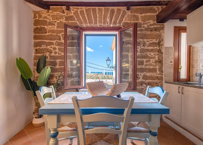 Centro Storico - Fronte Mare - Aquasale Apartment Alghero